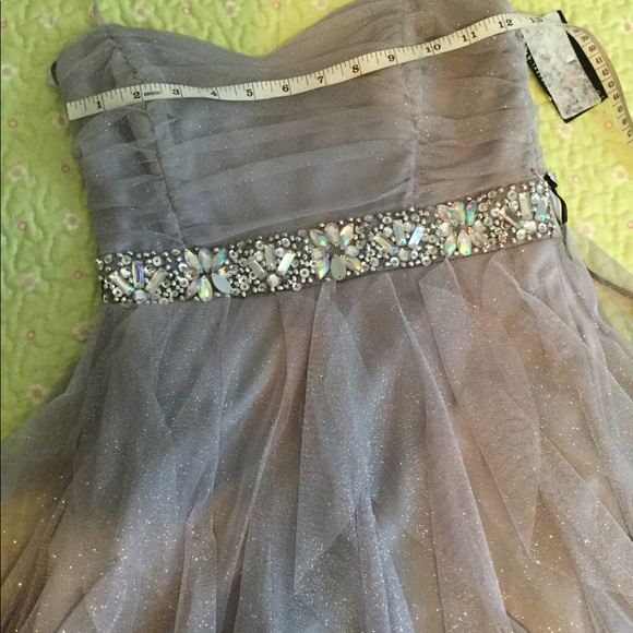 Grey ruffle prom dress - Picture 5 of 8